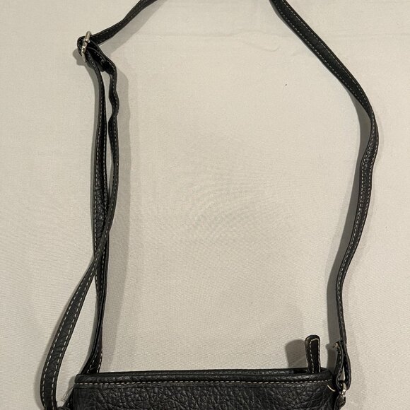 Rosetti Black Leather Purse - Picture 5 of 5